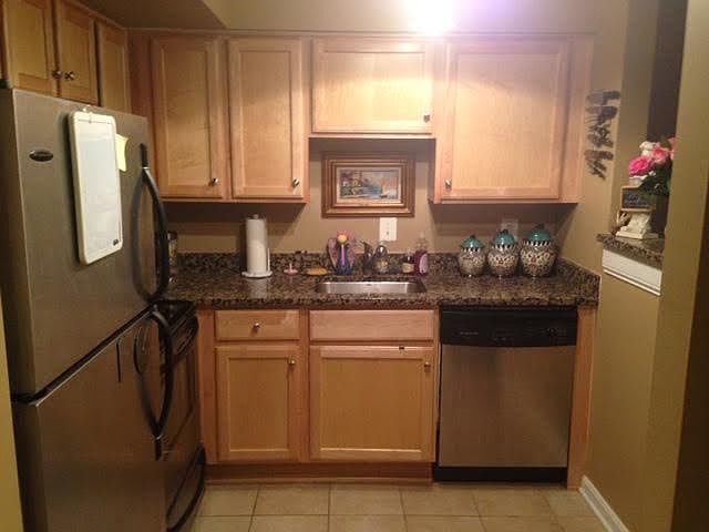 1st image of 1001 N Randolph St APT 218