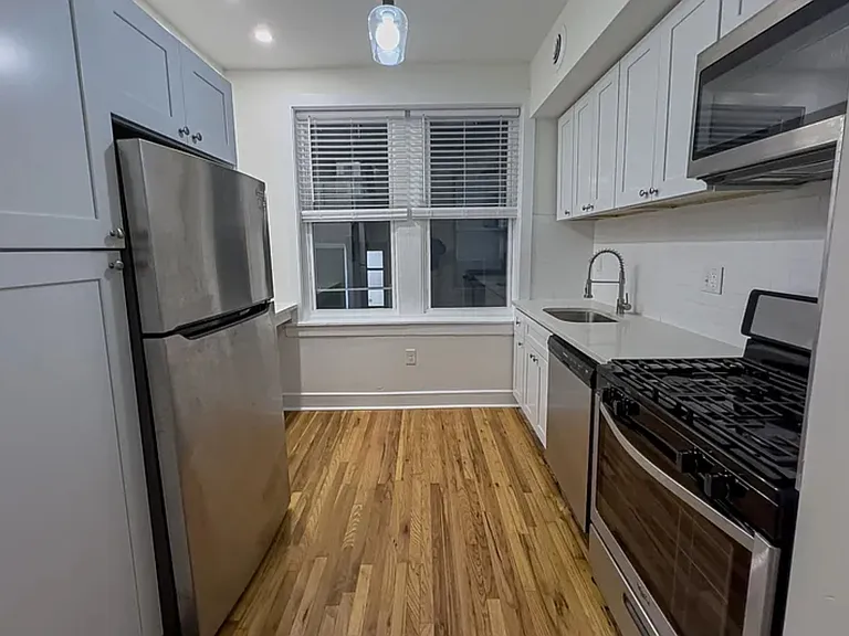 334-38 Lombard St #115A — Photo 7