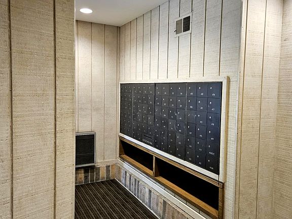 5th image of 1400 N Yarmouth Pl APT 315