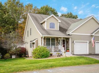 21 Arbor Cir, Litchfield, NH 03052