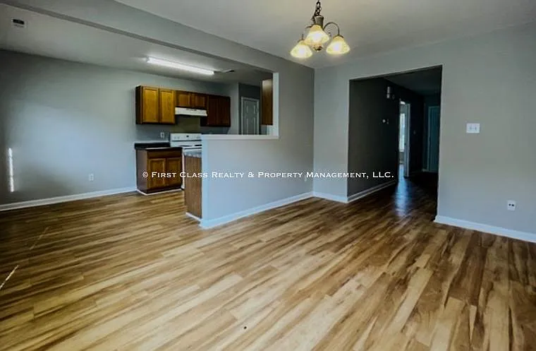 5435 Eneida Sue Dr — Photo 4