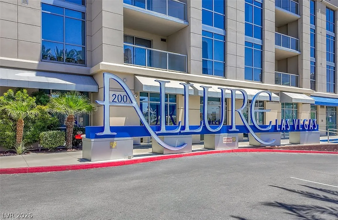 1 bed, 1.0 bath, 999 sqft, $1,750 — Photo 1