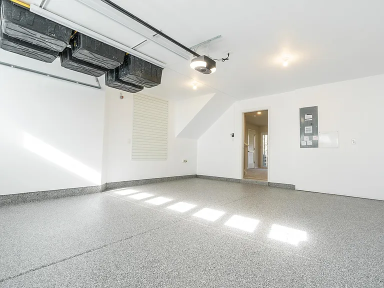 15 Lilac Cir — Photo 16