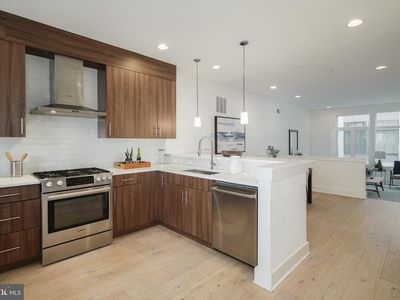 702 N Front St Unit 2, Philadelphia, PA, 19123