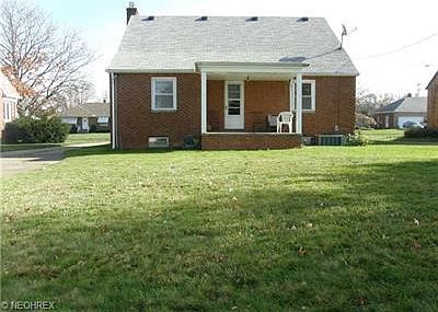 2nd image of 2660 Forestview Ave