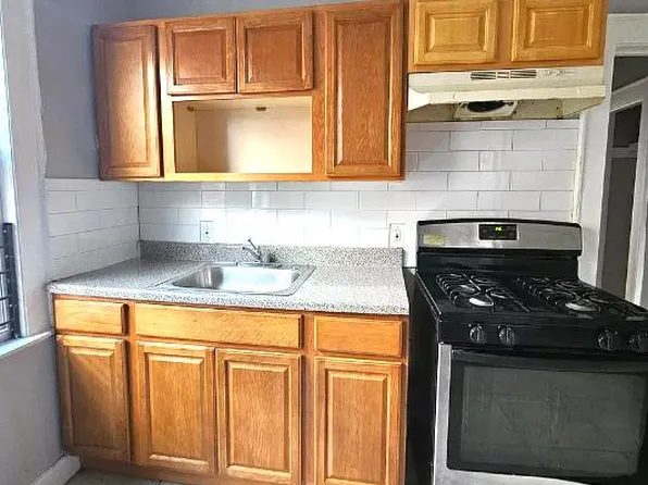 193 Munn Ave APT 1, Irvington, NJ 07111