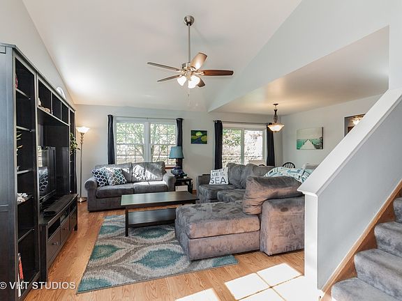 2nd image of 6532 Kensington Pl