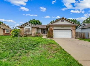 6147 E Quail Ridge Ct, Wichita, KS 67220
