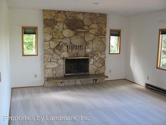 3rd image of 543 Whidby Ave #A