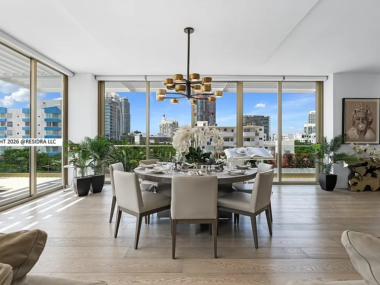 300 Collins Ave — Photo 9