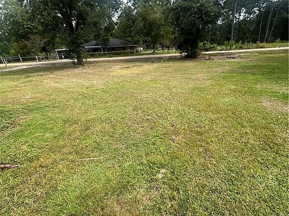 3rd image of 13404 Brickyard Rd