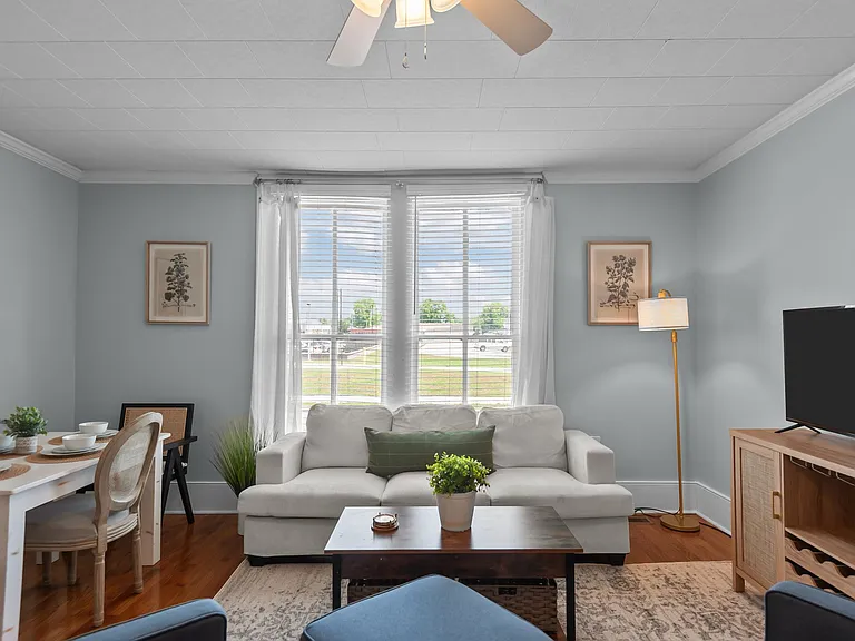 130 Van Norden St #1 — Photo 11