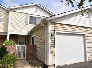 730 Starboard Pt, Schaumburg, IL 60194