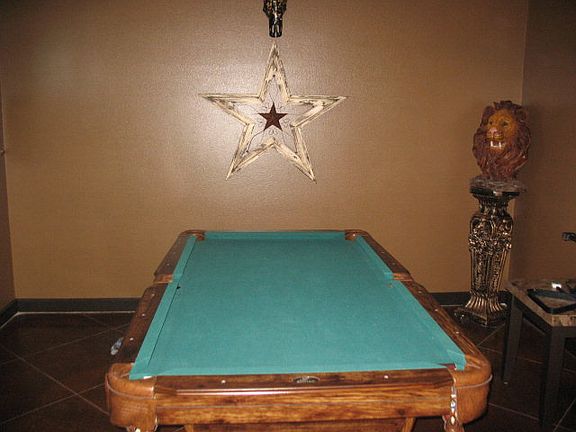 5th image of 1033 W Mescalero Dr
