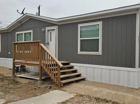 408 SE 9th St, Andrews, TX 79714