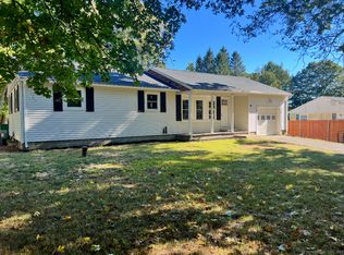 10 Ralph St, Moosup, CT 06354