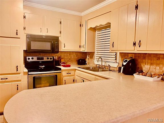 5th image of 3305 28th Ct