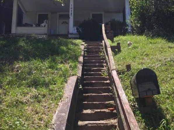 1628 Hilton Ave