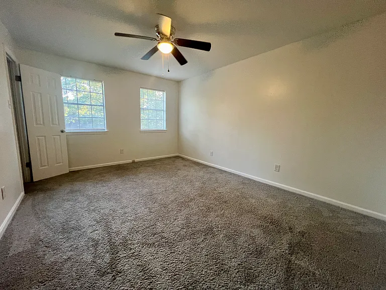 70 Kings River Rd — Photo 15