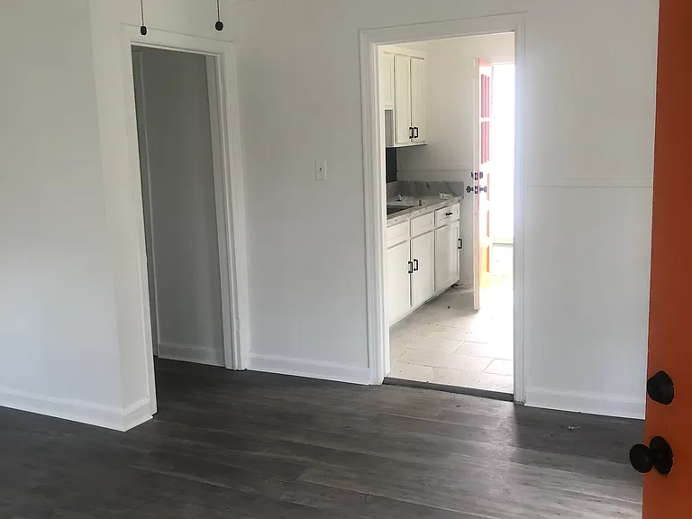 3264 Princeton Ave — Photo 11