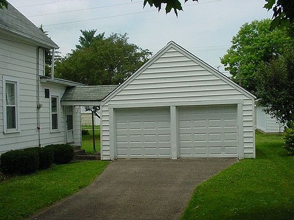 2nd image of 591 Allen Ave