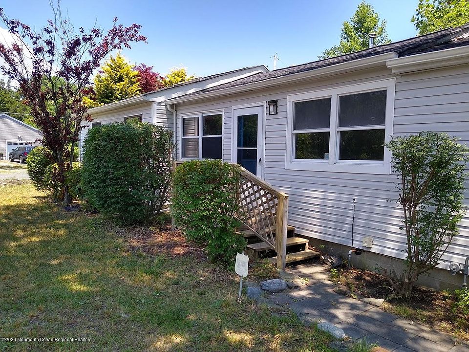 164 Main St, Waretown, NJ 08758 | Zillow