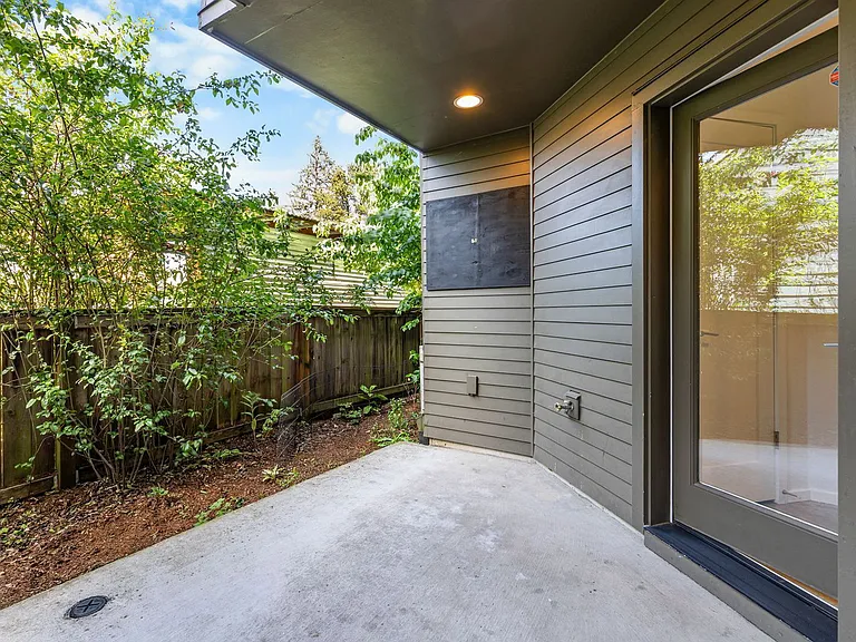 1217 N Morgan St — Photo 19