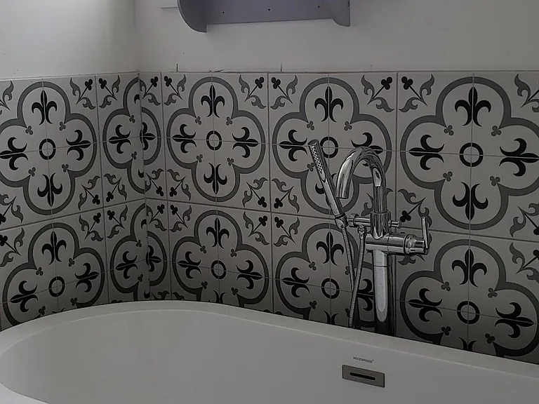 1740 S Mansfield Ave — Photo 18