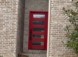 1710 Village Lake Dr, Little Rock, AR 72204