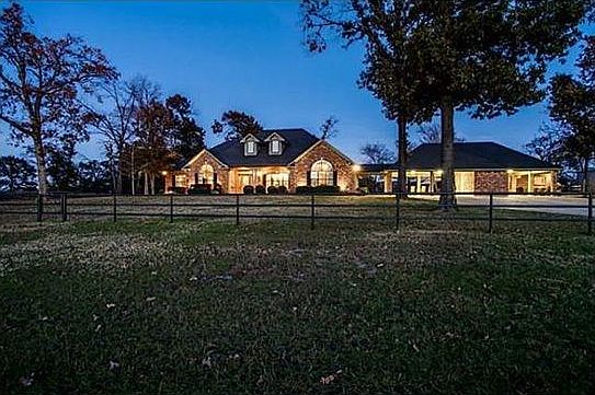 1st image of 1421 Vz County Road 2816