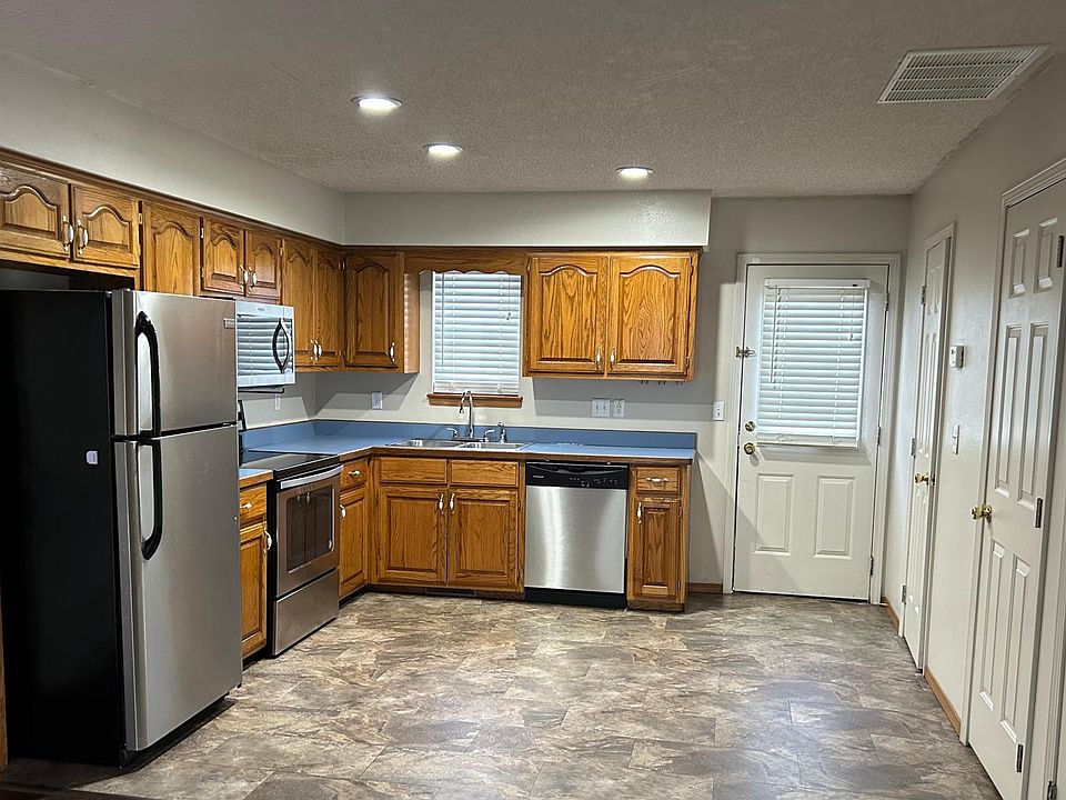 777 Cardinal Rd b City, MO, 64870 Apartments for Rent Zillow