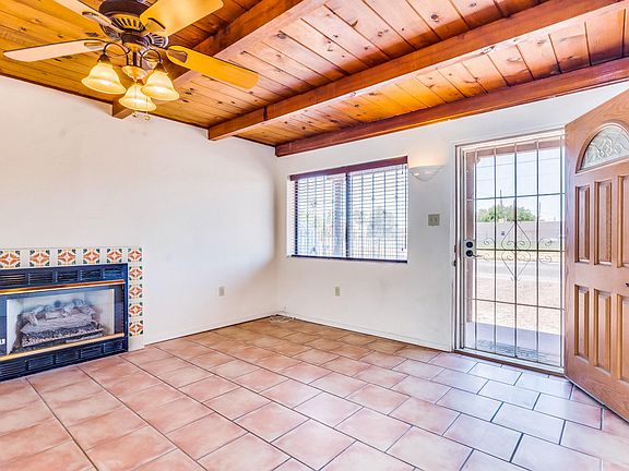 5th image of 3849 E Monte Vista Dr