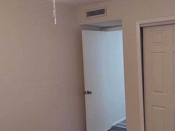2nd image of 137 Scottsdale Sq #137