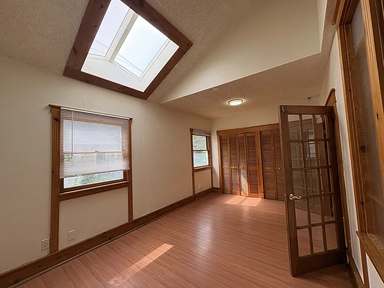 537 N Adams Ave — Photo 10