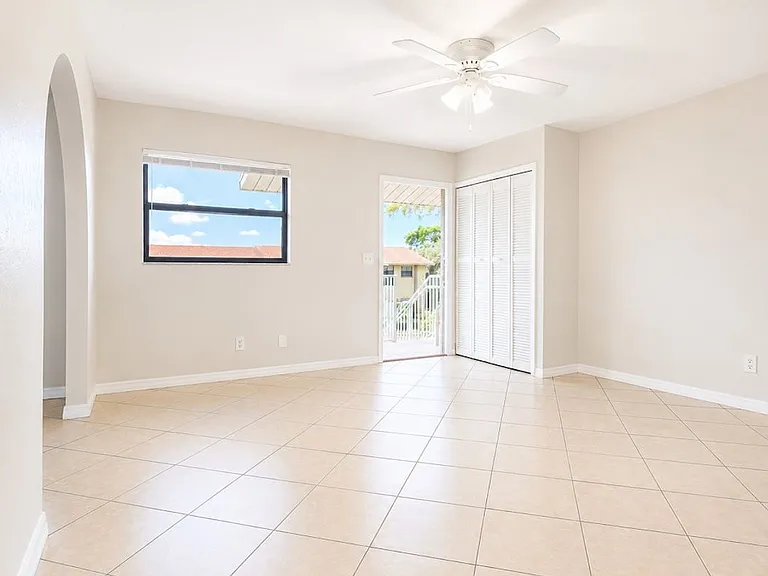 4765 Orange Grove Blvd #6 — Photo 3