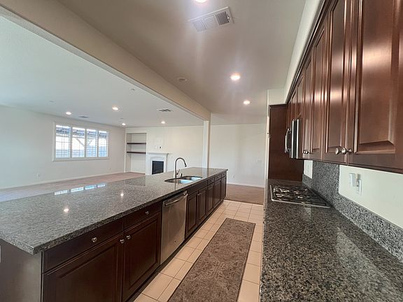 3rd image of 3644 S Grower Ave