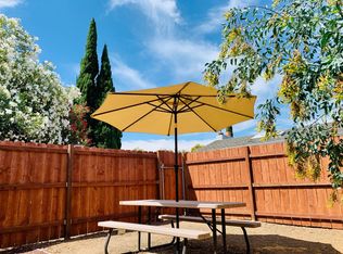 20556 Sunrise Dr APT B, Cupertino, CA