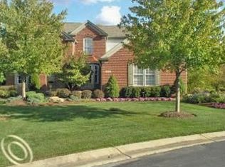 3931 Ridgemonte Ct, Oakland Twp, MI 48306