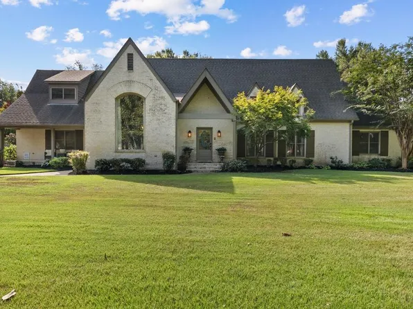 27 Alta Vista Cv, Marion, AR 72364