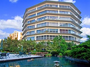 5050 Woodway Dr APT 4K, Houston, TX 77056