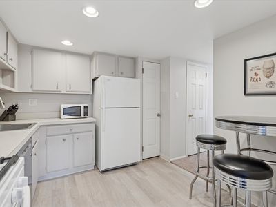 9 Old Forge Xing, Devon, PA, 19333