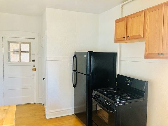 5th image of 4418 N St Louis Ave APT 3A