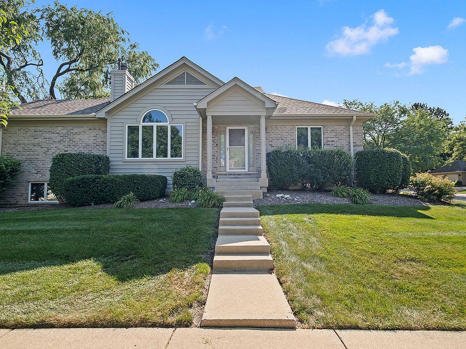 1st image of 2260 Durand Dr
