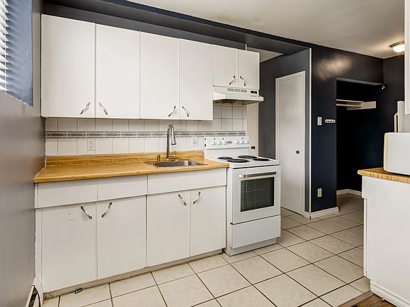 5th image of 10955 106th St NW #1200300