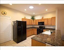 3rd image of 2818 Torrance Dr