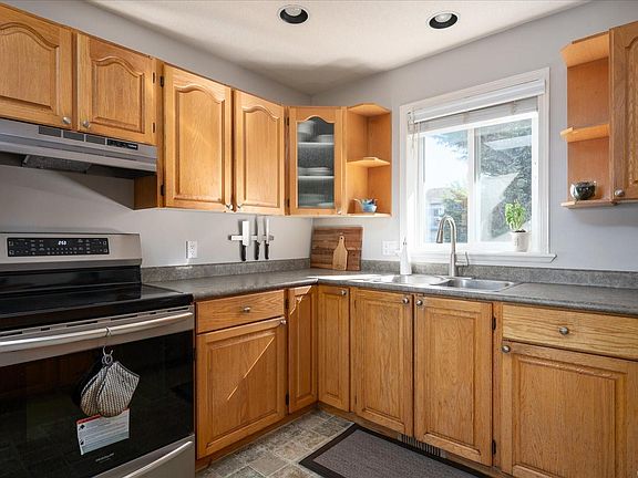 3rd image of 6427 Nidri Pl