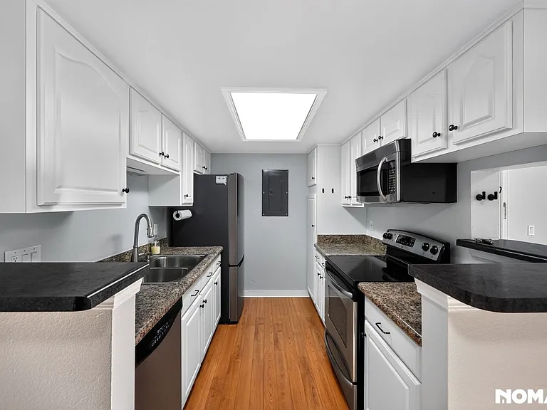 8225 Fairmount Dr #7-203 — Photo 7