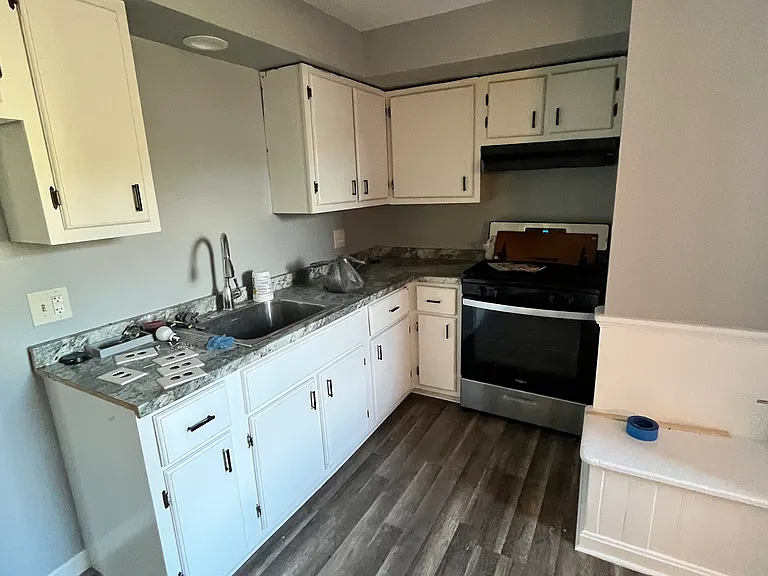 414 W Court St #2 — Photo 5