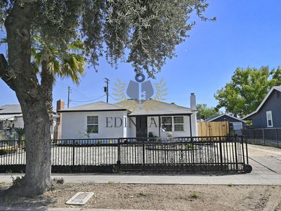 1584 N Carruth Ave, Fresno, CA, 93728