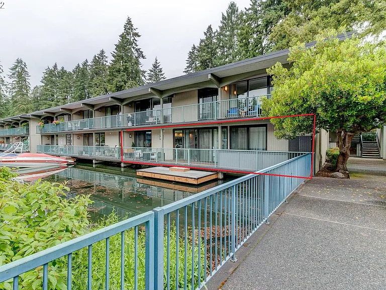 The only 4 bedroom the community, large back patio in quiet corner of the lake